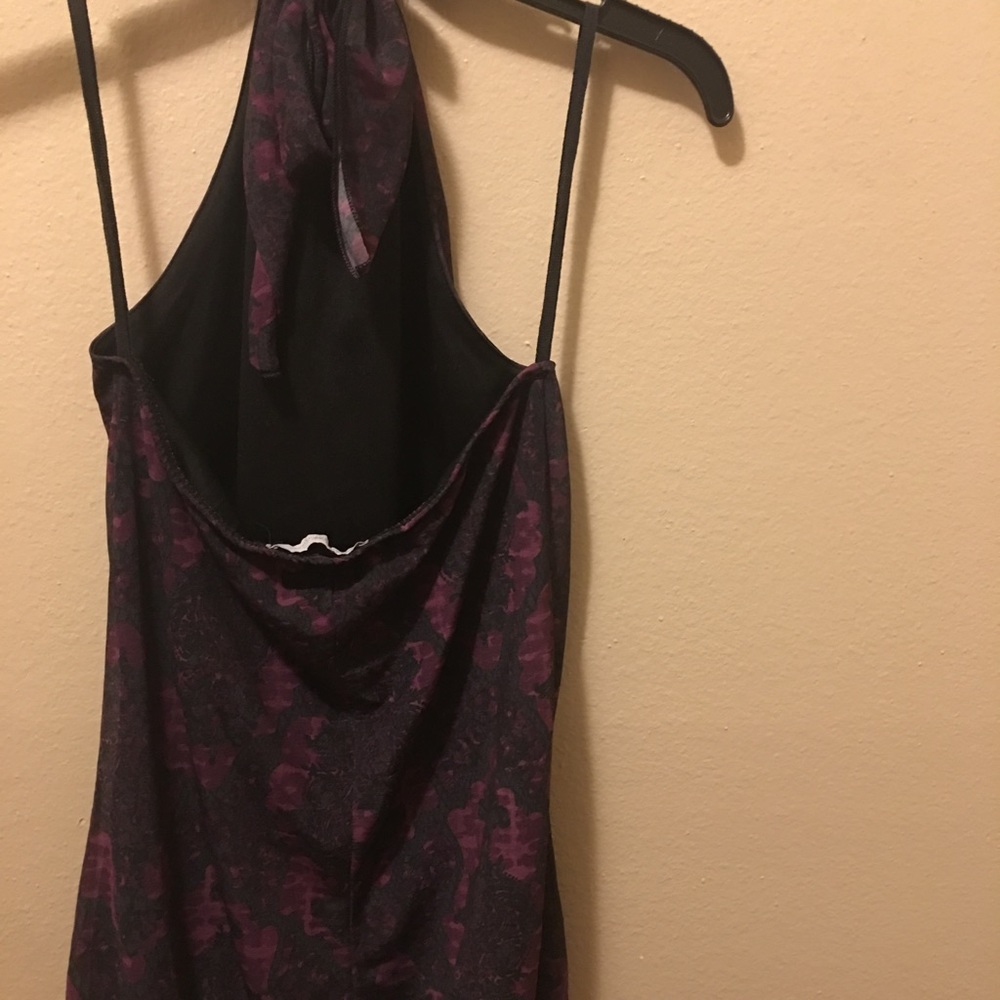 Classy Halter - Picture 2 of 3